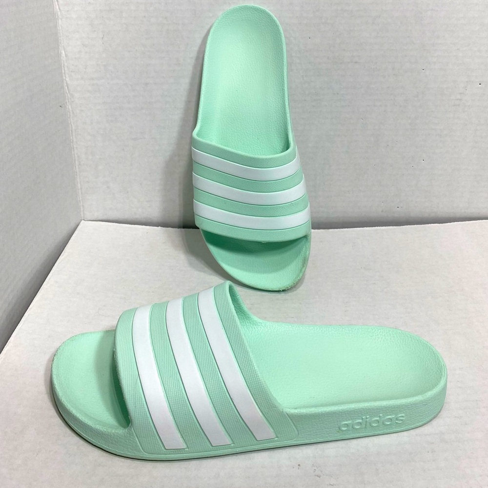 Adidas || Woman’s teal sandals size 8